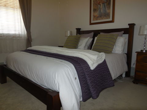 Amalie Cottage - Kawana Tourism 2