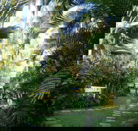 Balgal Beach Holiday Units - Kawana Tourism