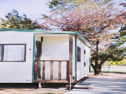 Boorowa Caravan Park - Kawana Tourism 1