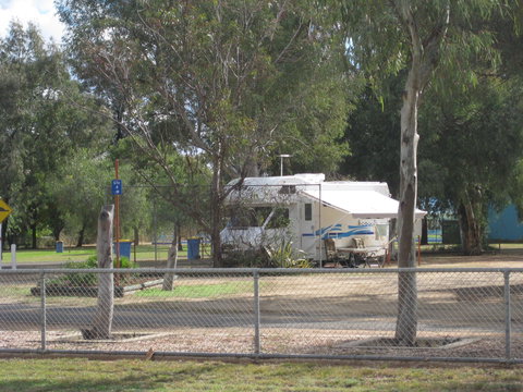 Brewarrina Caravan Park - Kawana Tourism 0