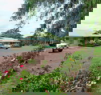 Emu Point Motel - Kawana Tourism