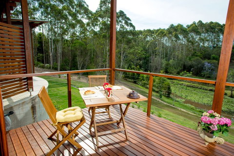 Lilypad Luxury Cabins - Kawana Tourism 1