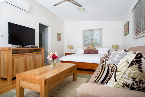 Lilypad Luxury Cabins - Kawana Tourism 2