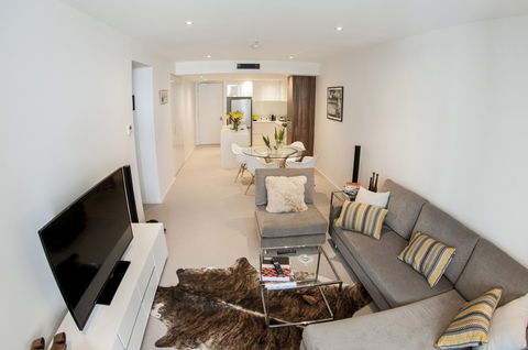 Manhattan - Canberra Executive Apartments - Kawana Tourism 0