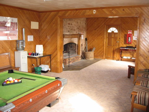 Nuttbush Retreat - Kawana Tourism 2