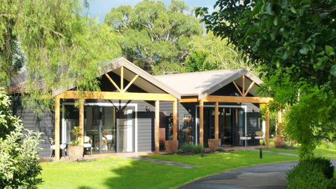 The Musicians Retreat B&B - Kawana Tourism 0