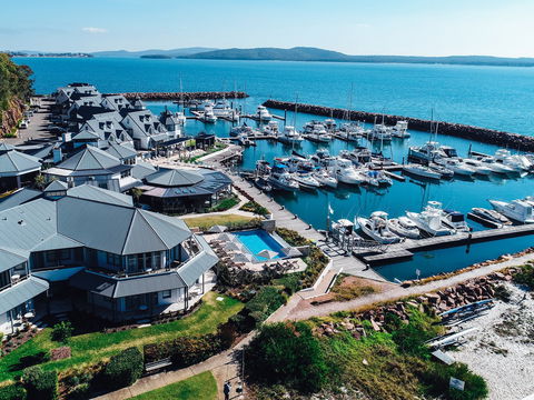 The Anchorage Hotel And Spa - Kawana Tourism 0