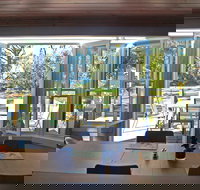 Waterfront Heaven - Kawana Tourism