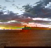 Whispering Pines Farm Stay - Kawana Tourism