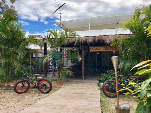 Castaways Moreton Island - Kawana Tourism 0