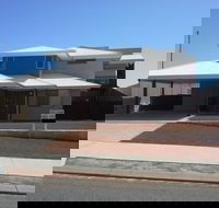 Cozzys Condo Luxury Beach House - Kawana Tourism