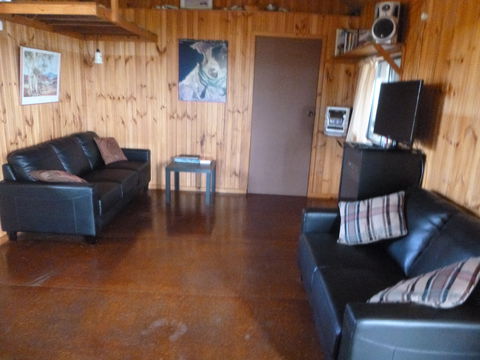 Melaleuca - Eco And Pet Friendly,  Harbor Point Cabins - Kawana Tourism 2