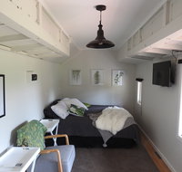 Miners Ridge Vineyard Railway Carriage BB - Kawana Tourism