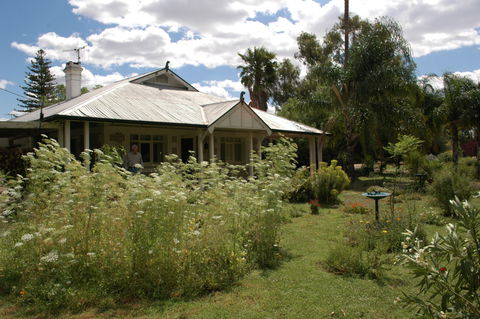Renmark Holiday Home Willows & Waterbirds - Kawana Tourism 1