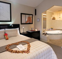Riverview Rise Retreats - Kawana Tourism