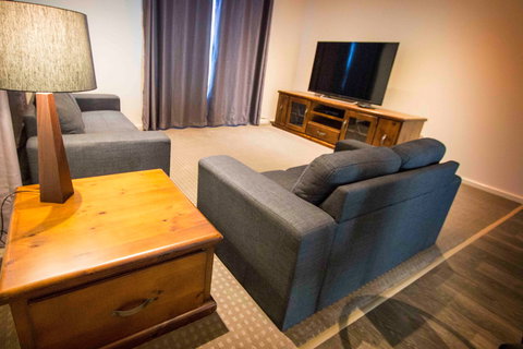 River View Rest - Kawana Tourism 2