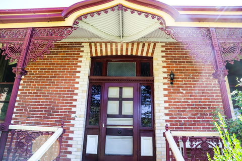 Seppelt Vine Lodge - Kawana Tourism 1