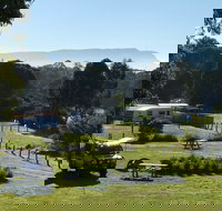 Snug Beach Cabin and Caravan Park - Kawana Tourism