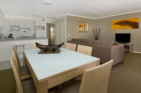 South Pacific Apartments - Kawana Tourism 0