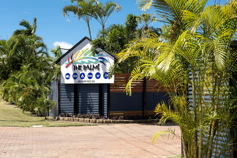 The Palms Hervey Bay - Kawana Tourism 11