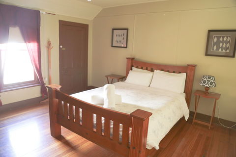 Bests Cottage Great Western - Kawana Tourism 1