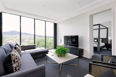 Birch Apartments - Kawana Tourism 0