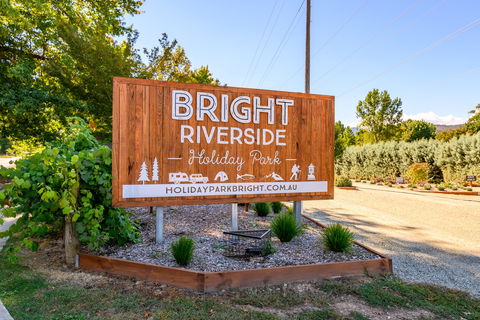 Bright Riverside Holiday Park - Kawana Tourism 1