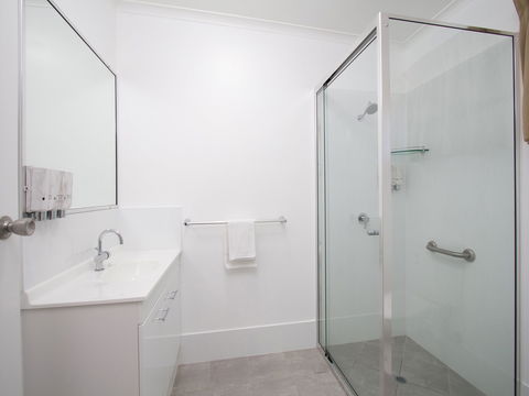 Cara Motel - Kawana Tourism 2