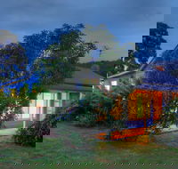 Castaway Cottage - Kawana Tourism