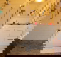 Clyde Cottage - Kawana Tourism