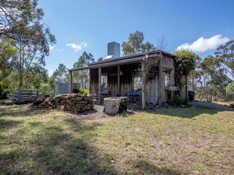 Heimat Chalets - Kawana Tourism 1