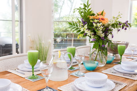 Moreton Bay Beach Lodge - Kawana Tourism 1