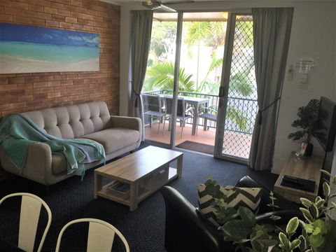 Sunseeker Motel - Kawana Tourism 1