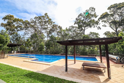 Sunset On Lake Point - Kawana Tourism 1