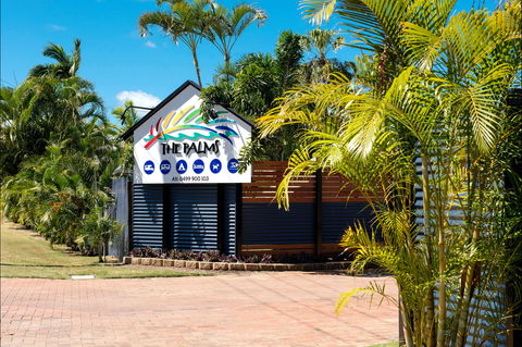 The Palms Hervey Bay - Kawana Tourism 0