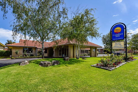 The Henty - Kawana Tourism 0