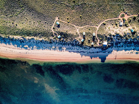 Wilderness Island Safari Holidays - Kawana Tourism 0