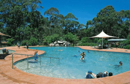 Twofold Bay Beach Resort - Kawana Tourism 5