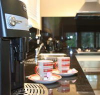 3 Kings B  B - Kawana Tourism