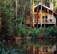 Woodlands Rainforest Retreat - Kawana Tourism