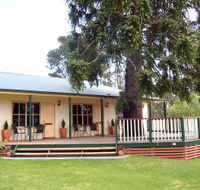 Snowy River Homestead Bed and Breakfast - Kawana Tourism