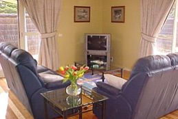 King Tide Townhouse - Kawana Tourism 1