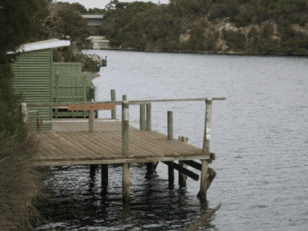 Wrens on Glenelg - Kawana Tourism