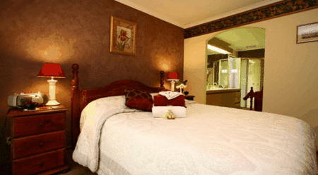 Holly Gate House B&B - Kawana Tourism 2