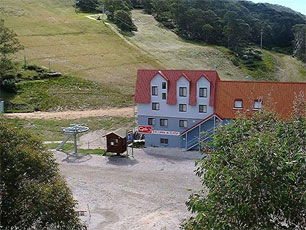 Gebis Falls Creek - Kawana Tourism 1