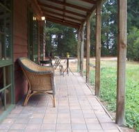 Maroo Cottages - Kawana Tourism