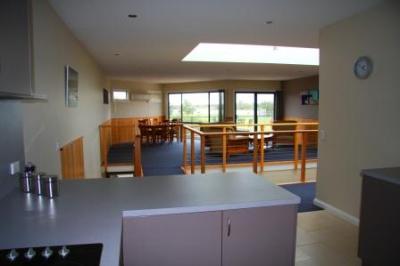 Ultimate Holiday Apartments - Kawana Tourism 5