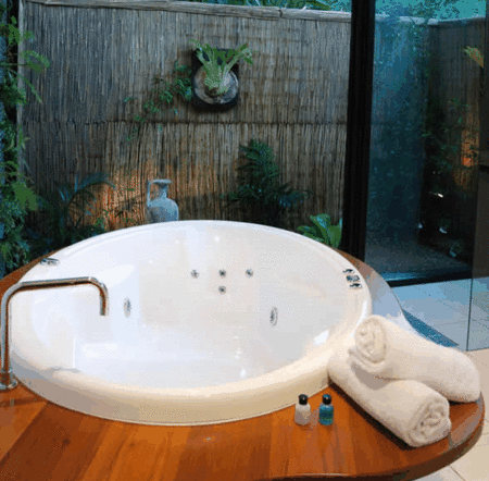 Witches Falls Cottages - Kawana Tourism 3