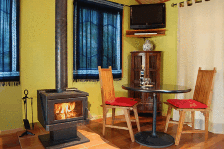 Witches Falls Cottages - Kawana Tourism 4