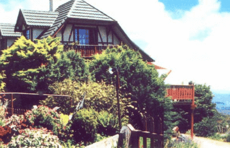 Christel and Tony's Chalet - Kawana Tourism